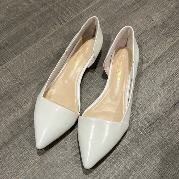 Vanilla Suite white leather pointed toe flat size 35 - Picture 1 of 5
